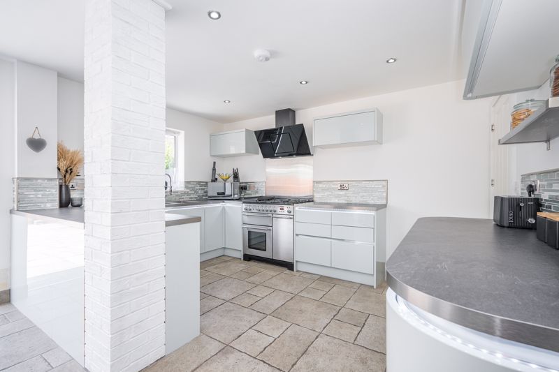 Kitchen - click for photo gallery